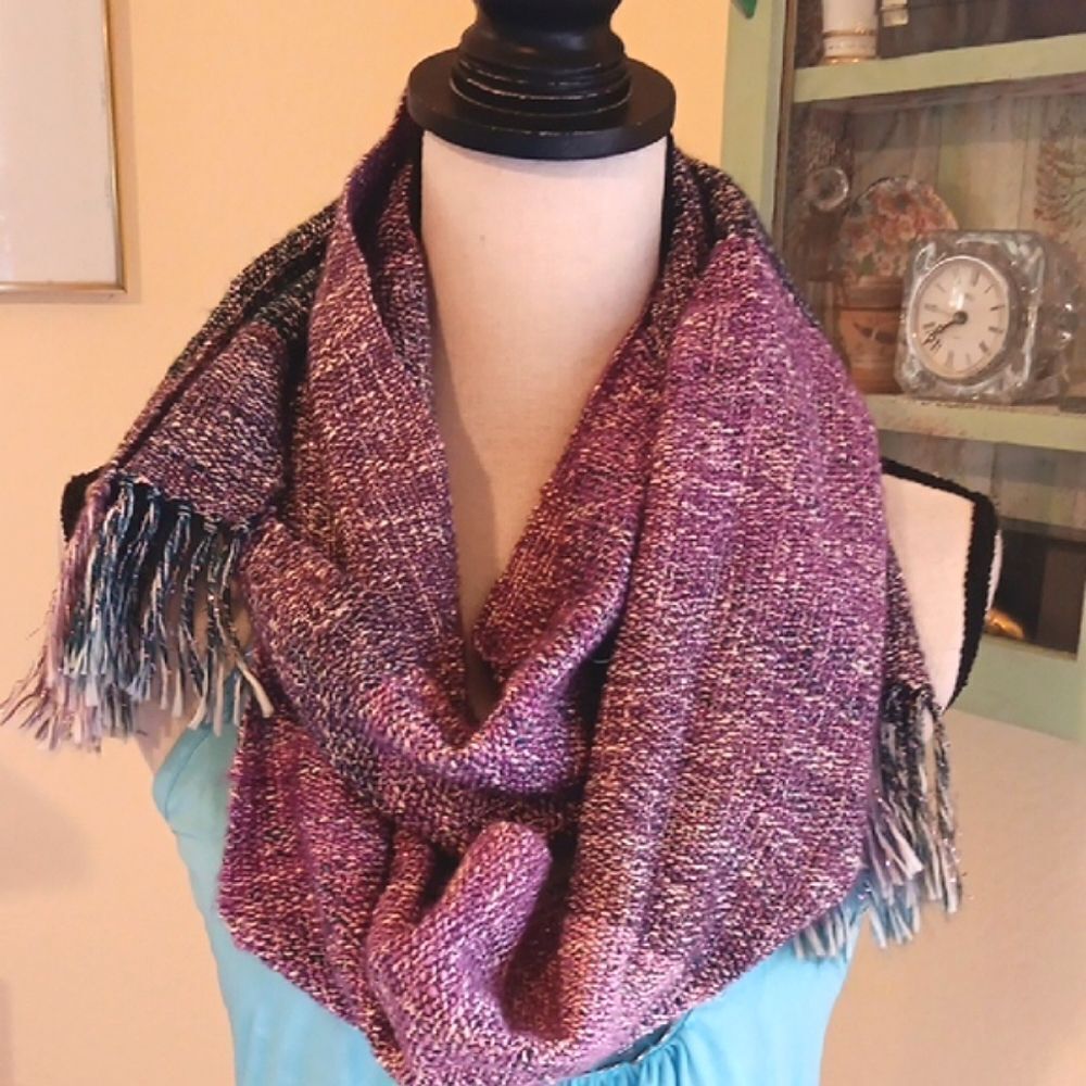 Elegant Purple Handwoven Scarf. Handcrafted. Extra Long.